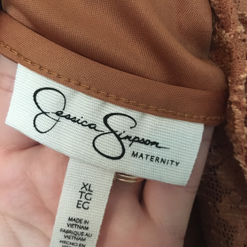 Jessica Simpson maternity blouse